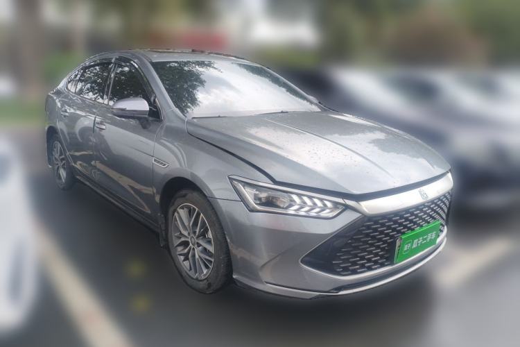Used BYD Qin PLUS 2023 Champion Edition DM-i 120KM Leading Model Front Right 45 Deg