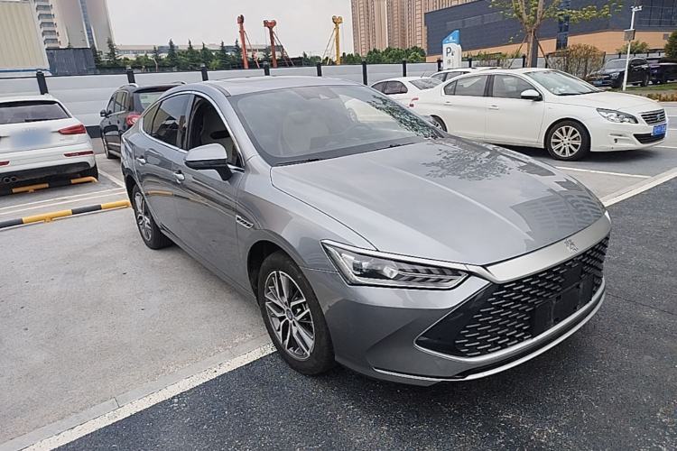 Used BYD Qin PLUS 2023 Champion Edition DM-i 120KM Excellence Model Front Right 45 Deg