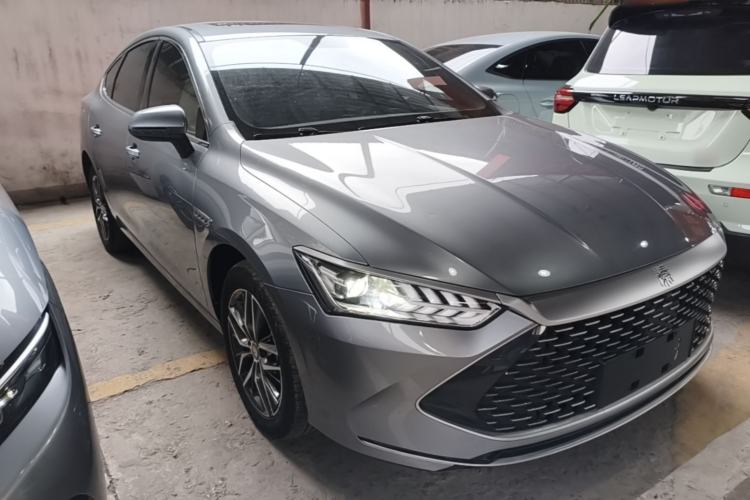 Used BYD Qin PLUS 2023 Champion Edition DM-i 120KM Leading Model Front Right 45 Deg