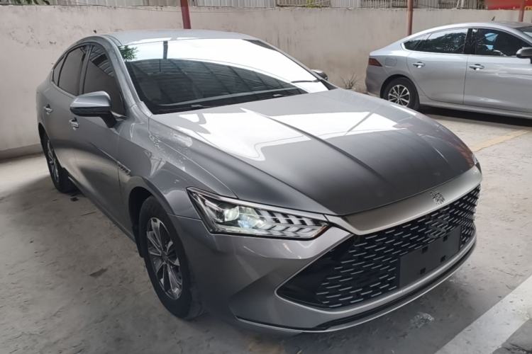 Used BYD Qin PLUS 2023 Champion Edition DM-i 55KM Leading Model Front Right 45 Deg