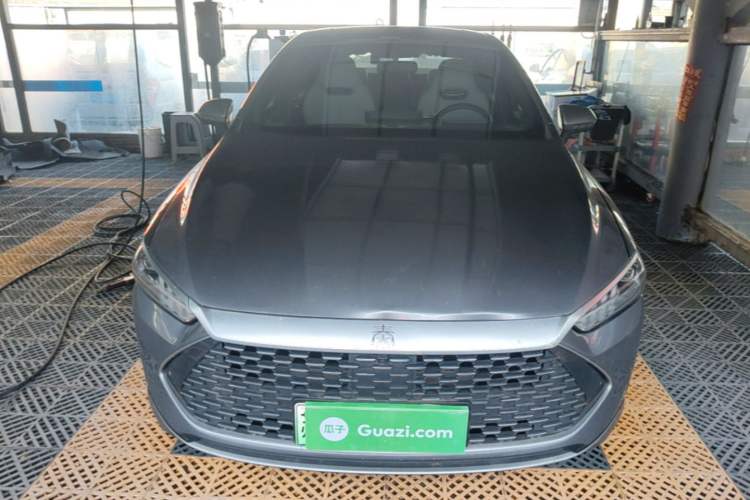 Used BYD Qin PLUS 2023 Champion Edition DM-i 120KM Beyond Model Front