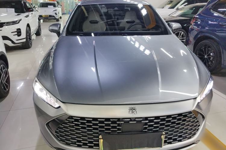 Used BYD Qin PLUS 2023 Champion Edition DM-i 120KM Excellence Model Front