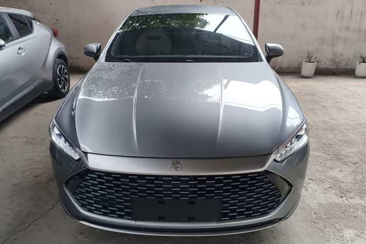 Used BYD Qin PLUS 2023 Champion Edition DM-i 55KM Leading Model Front