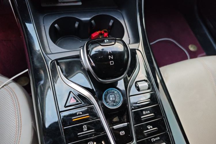 Used BYD Qin PLUS 2023 Champion Edition DM-i 55KM Leading Model Gear Lever