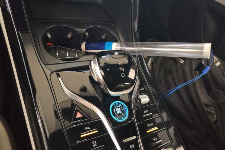 Used BYD Qin PLUS 2023 Champion Edition DM-i 55KM Leading Model Gear Lever