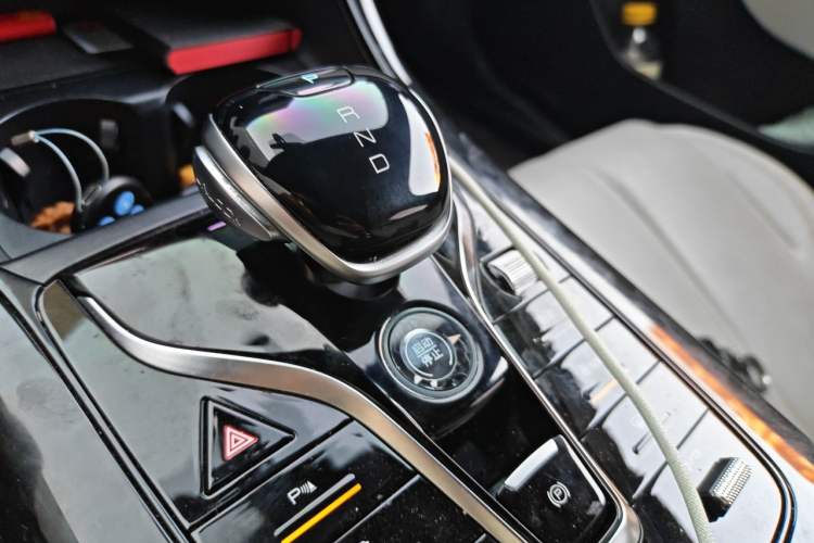 Used BYD Qin PLUS 2023 Champion Edition DM-i 55KM Leading Model Gear Lever