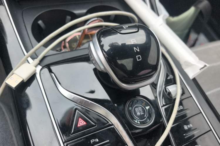 Used BYD Qin PLUS 2023 Champion Edition DM-i 55KM Superior Model Gear Lever