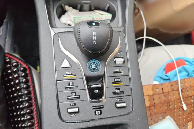 Used BYD Qin PLUS 2023 Champion Edition DM-i 55KM Leading Model Gear Lever