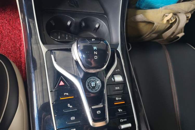 Used BYD Qin PLUS 2023 Champion Edition EV 510KM Excellence Model Gear Lever