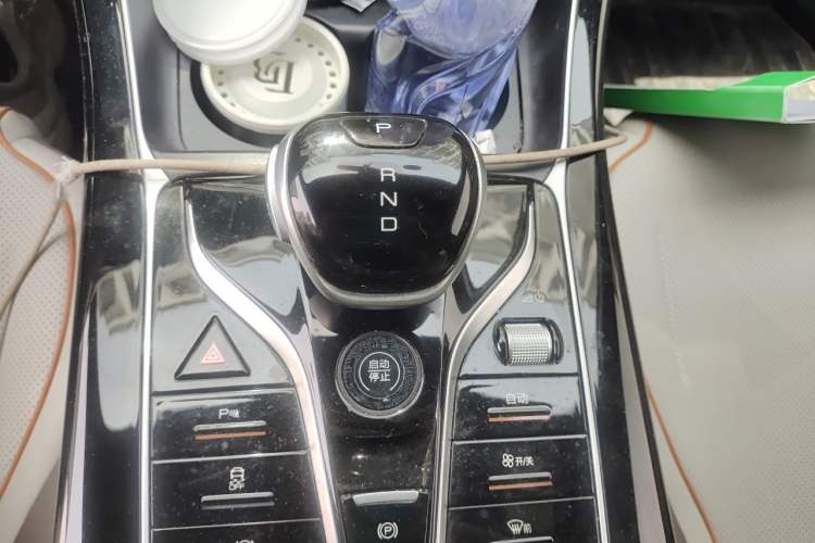 Used BYD Qin PLUS 2023 Champion Edition DM-i 120KM Beyond Model Gear Lever