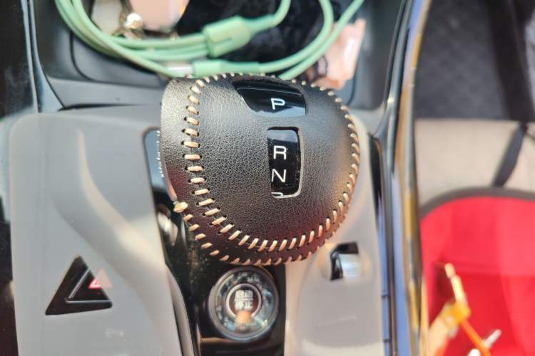 Used BYD Qin PLUS 2023 Champion Edition DM-i 55KM Leading Model Gear Lever