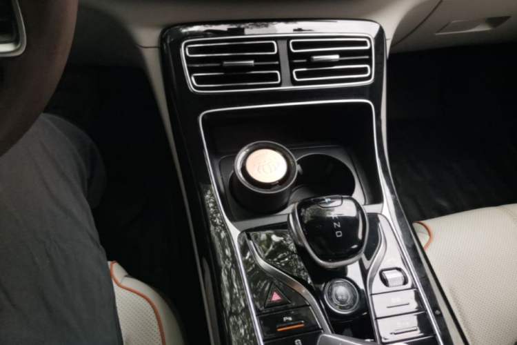Used BYD Qin PLUS 2023 Champion Edition EV 420KM Superior Model Gear Lever