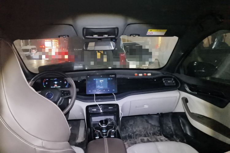 Used BYD Qin PLUS 2023 Champion Edition DM-i 55KM Leading Model Headliner