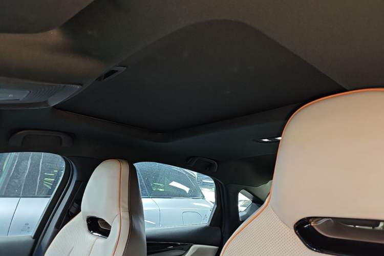 Used BYD Qin PLUS 2023 Champion Edition DM-i 55KM Superior Model Headliner
