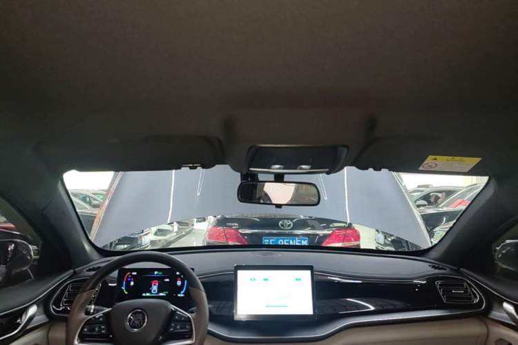 Used BYD Qin PLUS 2023 Champion Edition EV 510KM Leading Model Headliner