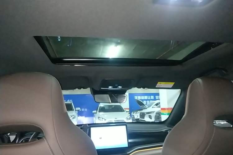 Used BYD Qin PLUS 2023 Champion Edition DM-i 120KM Excellence Model Headliner
