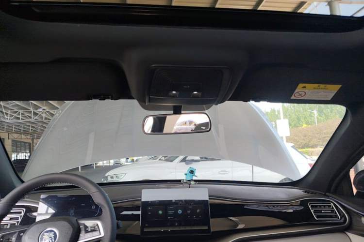 Used BYD Qin PLUS 2023 Champion Edition DM-i 120KM Leading Model Headliner