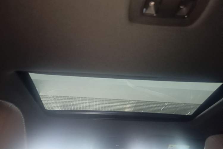 Used BYD Qin PLUS 2023 Champion Edition DM-i 120KM Excellence Model Headliner