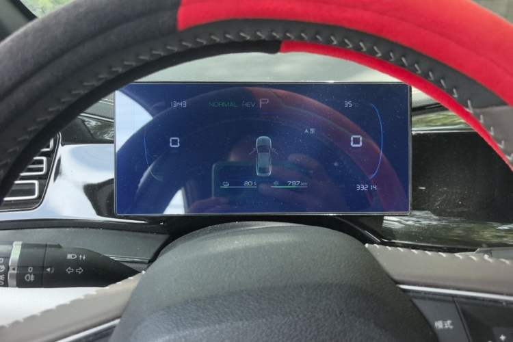 Used BYD Qin PLUS 2023 Champion Edition DM-i 55KM Leading Model Instrument Cluster