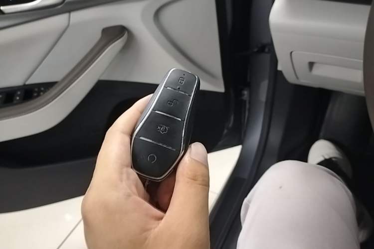 Used BYD Qin PLUS 2023 Champion Edition EV 420KM Superior Model Interior 1