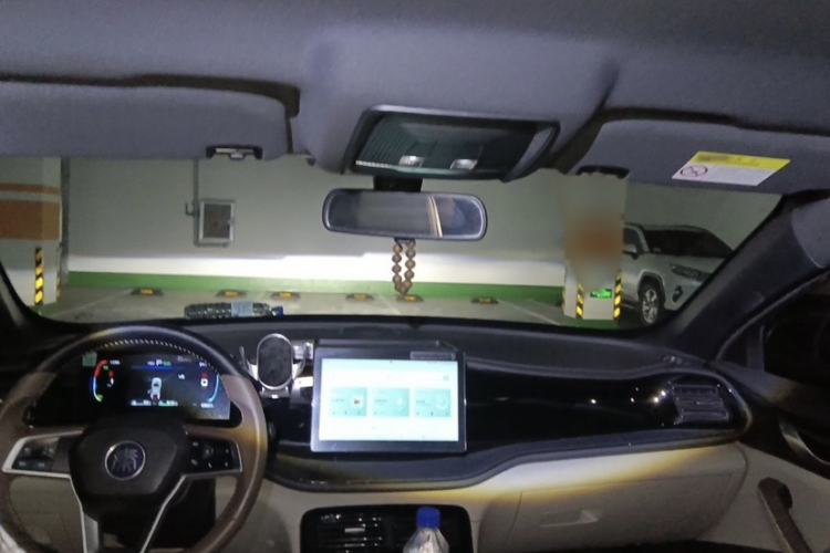 Used BYD Qin PLUS 2023 Champion Edition DM-i 55KM Leading Model Interior 1
