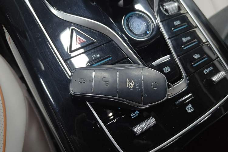 Used BYD Qin PLUS 2023 Champion Edition EV 420KM Leading Model Interior 1