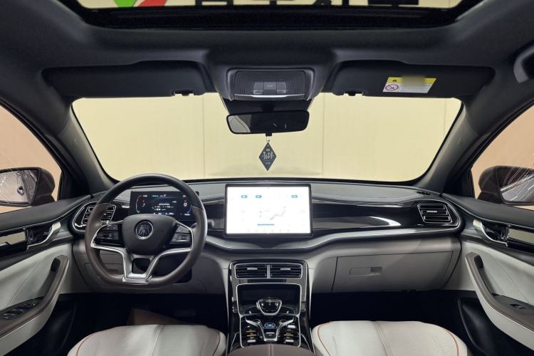 Used BYD Qin PLUS 2023 Champion Edition DM-i 120KM Excellence Model Interior 10