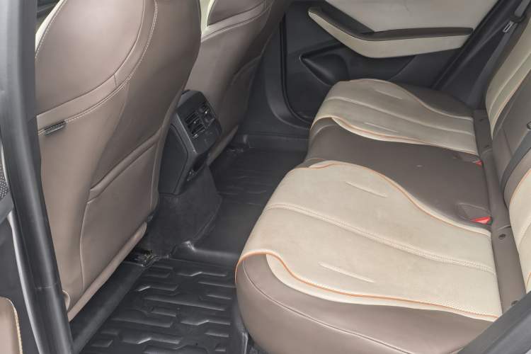 Used BYD Qin PLUS 2023 Champion Edition DM-i 120KM Leading Model Interior 3