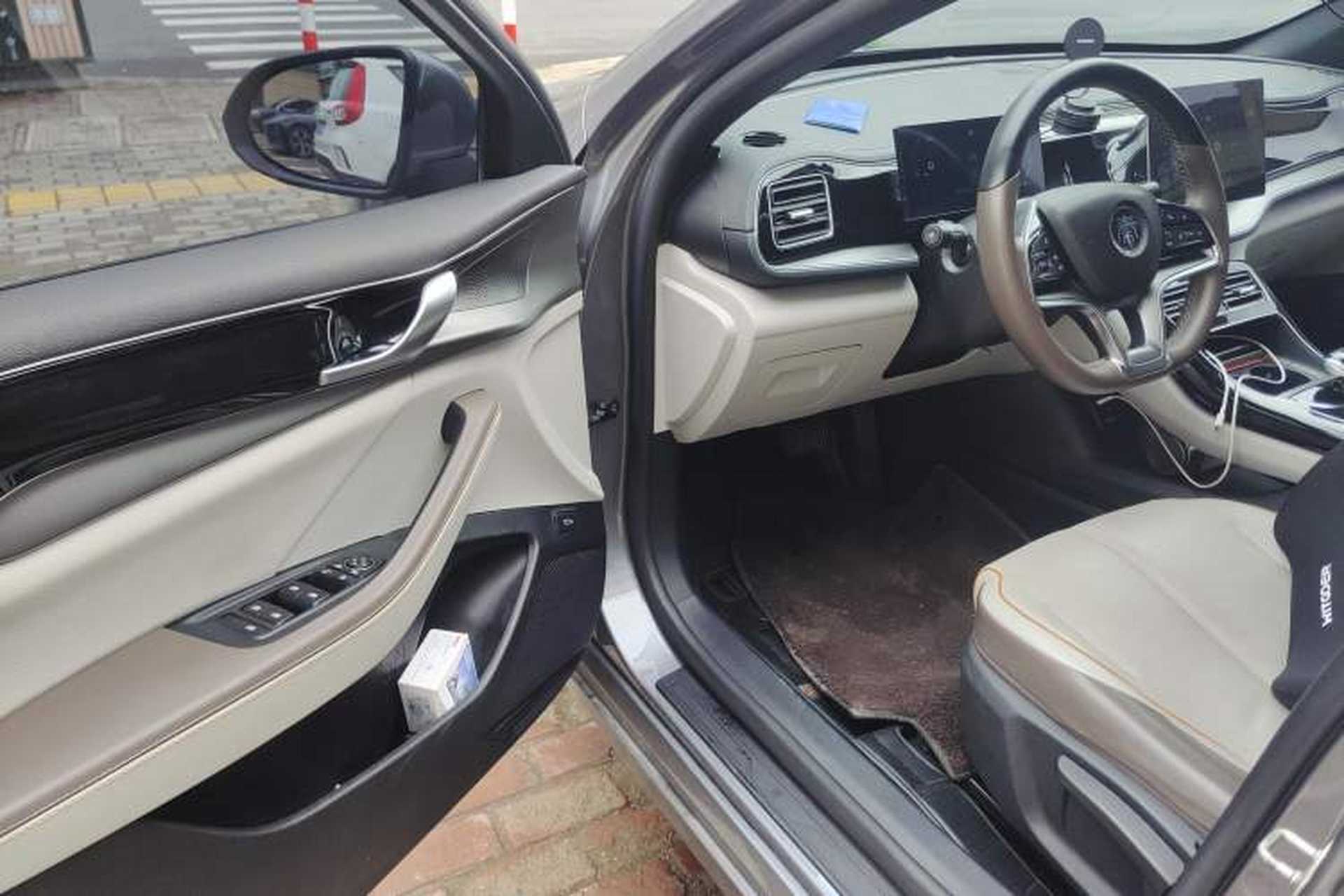 Used BYD Qin PLUS 2023 Champion Edition EV 510KM Leading Model Interior 3