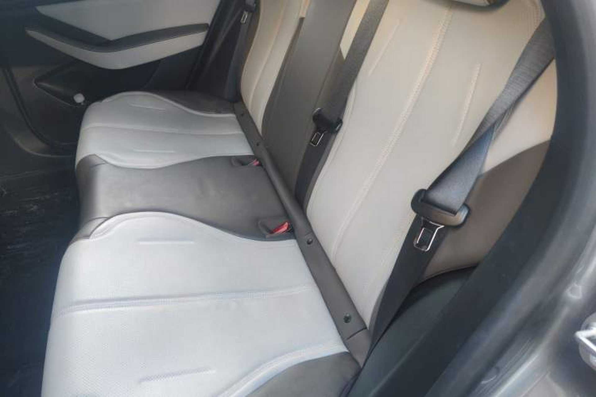 Used BYD Qin PLUS 2023 Champion Edition DM-i 55KM Leading Model Interior 4