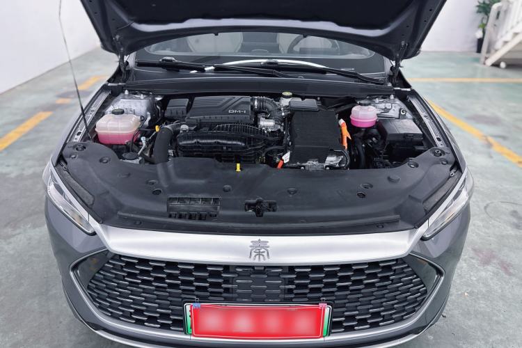 Used BYD Qin PLUS 2023 Champion Edition DM-i 120KM Leading Model Interior 4