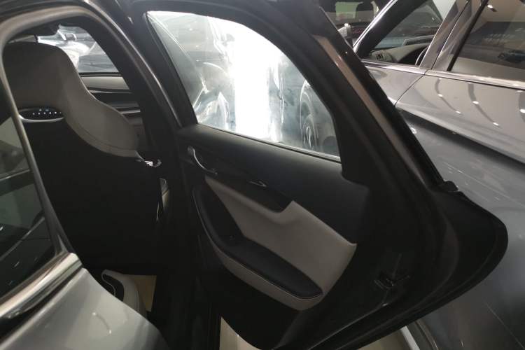 Used BYD Qin PLUS 2023 Champion Edition DM-i 120KM Excellence Model Interior 6