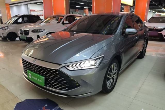 BYD Qin PLUS 2023 Champion Edition DM-i 55KM Superior Model مستعملة