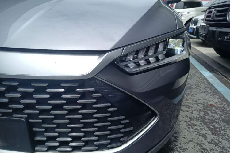 Used BYD Qin PLUS 2023 Champion Edition DM-i 55KM Superior Model Left Front Headlight