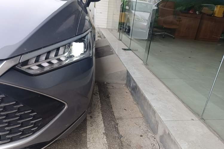 Used BYD Qin PLUS 2023 Champion Edition DM-i 55KM Leading Model Left Front Headlight