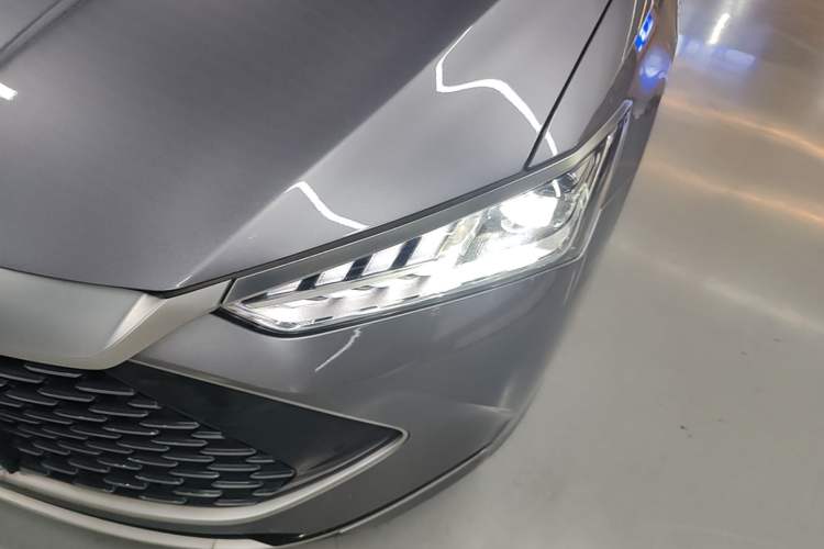 Used BYD Qin PLUS 2023 Champion Edition DM-i 120KM Beyond Model Left Front Headlight