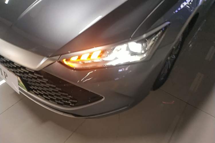 Used BYD Qin PLUS 2023 Champion Edition DM-i 55KM Leading Model Left Front Headlight