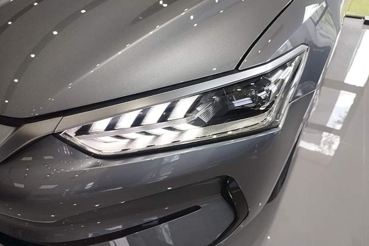 Used BYD Qin PLUS 2023 EV 510KM Travel Edition Left Front Headlight
