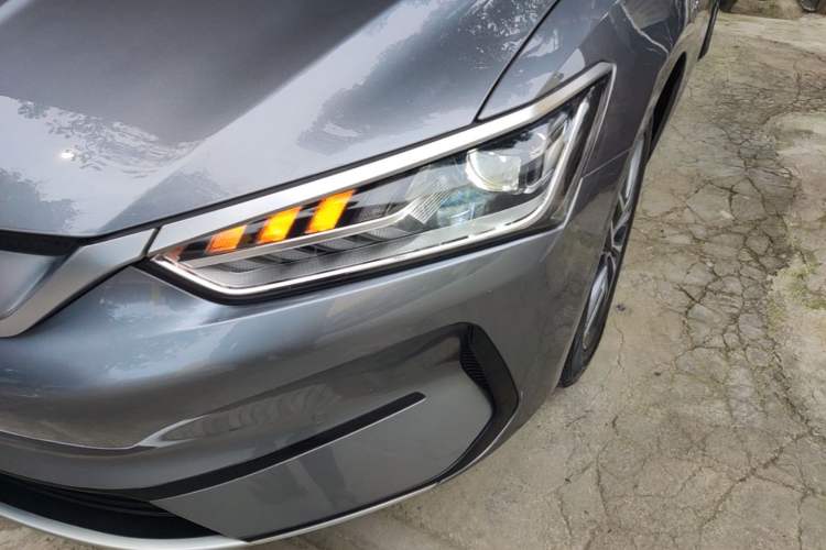 Used BYD Qin PLUS 2023 Champion Edition EV 510KM Beyond Model Left Front Headlight