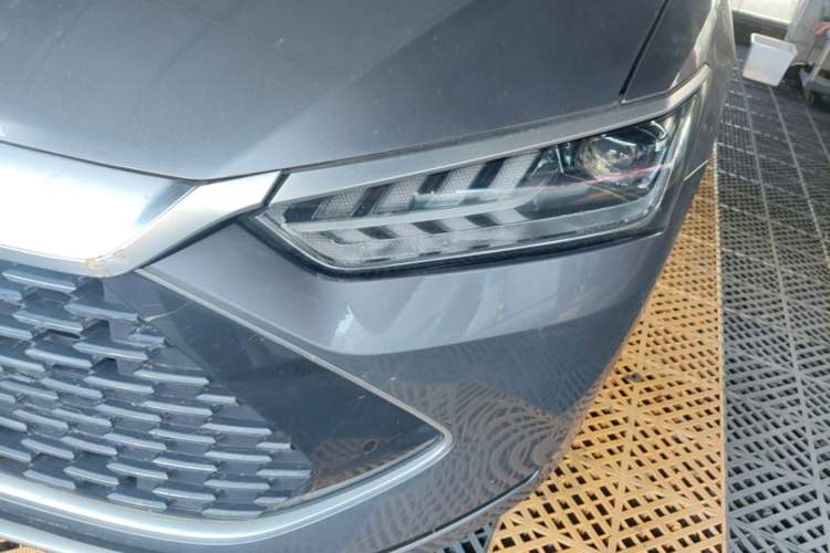 Used BYD Qin PLUS 2023 Champion Edition DM-i 120KM Beyond Model Left Front Headlight