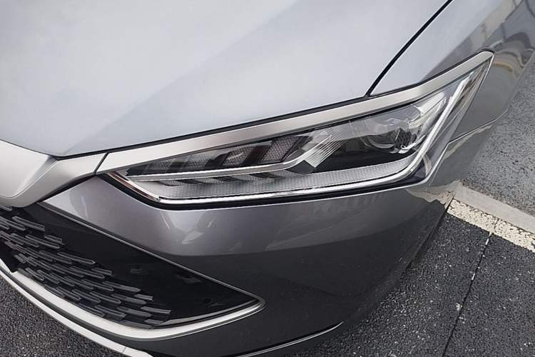 Used BYD Qin PLUS 2023 Champion Edition DM-i 120KM Excellence Model Left Front Headlight