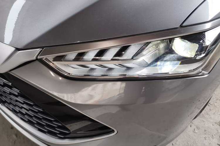 Used BYD Qin PLUS 2023 Champion Edition DM-i 55KM Leading Model Left Front Headlight