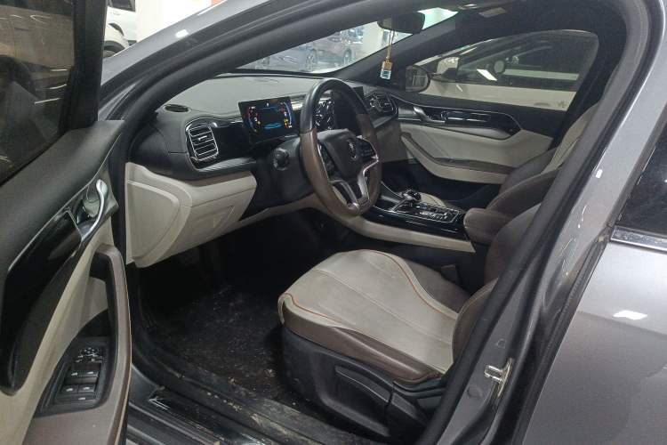 Used BYD Qin PLUS 2023 Champion Edition EV 420KM Leading Model Left Front Seat