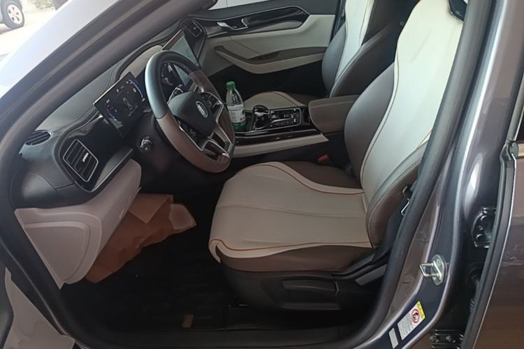 Used BYD Qin PLUS 2023 Champion Edition EV 420KM Leading Model Left Front Seat
