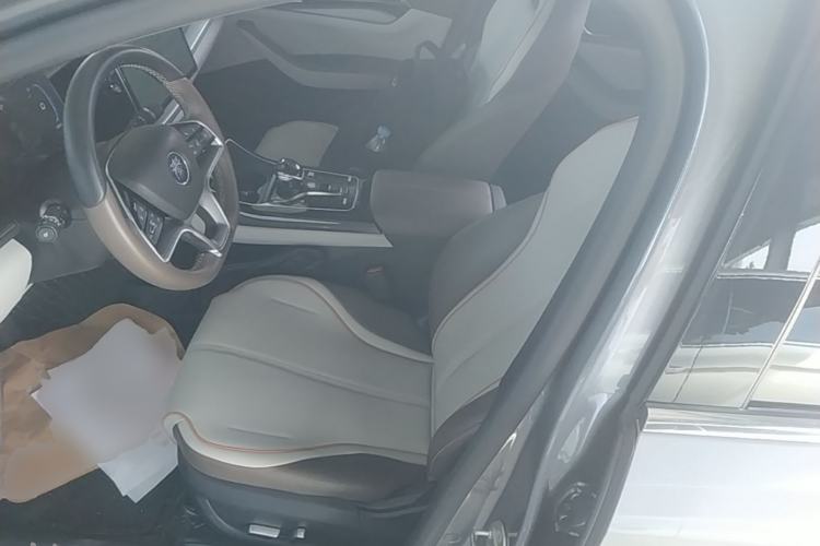 Used BYD Qin PLUS 2023 Champion Edition EV 510KM Excellence Model Left Front Seat