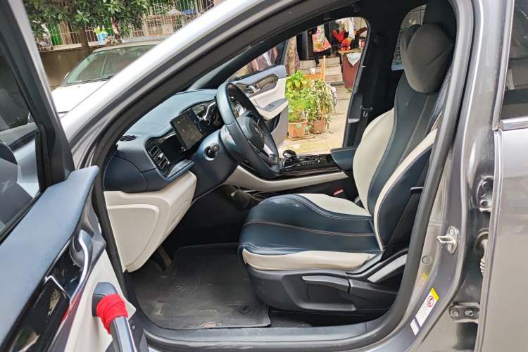 Used BYD Qin PLUS 2023 Champion Edition DM-i 55KM Leading Model Left Front Seat