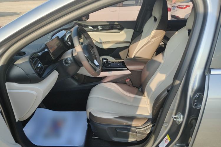 Used BYD Qin PLUS 2023 Champion Edition DM-i 55KM Leading Model Left Front Seat