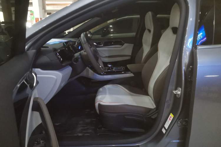 Used BYD Qin PLUS 2023 Champion Edition DM-i 120KM Leading Model Left Front Seat
