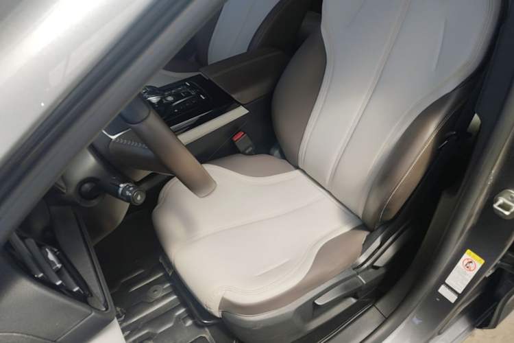 Used BYD Qin PLUS 2023 Champion Edition DM-i 55KM Leading Model Left Front Seat