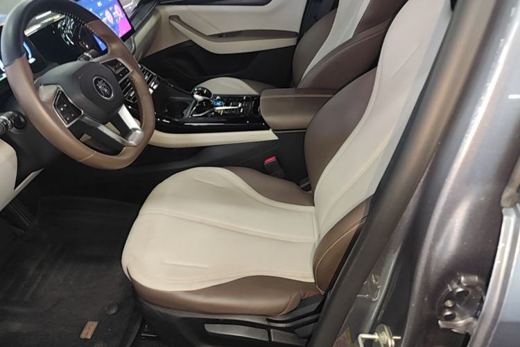 Used BYD Qin PLUS 2023 Champion Edition DM-i 55KM Leading Model Left Front Seat